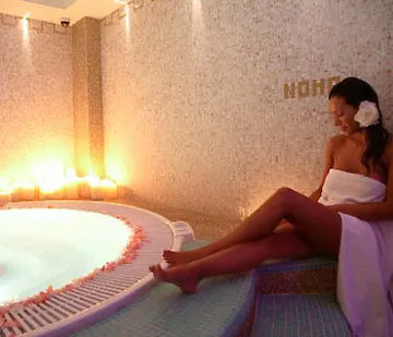 Noha Hotel apartamentowy 3*