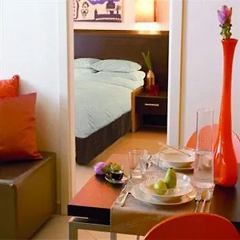 Noha 3* Ριτσιόνε
