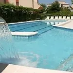 Noha Lejlighedshotel Riccione